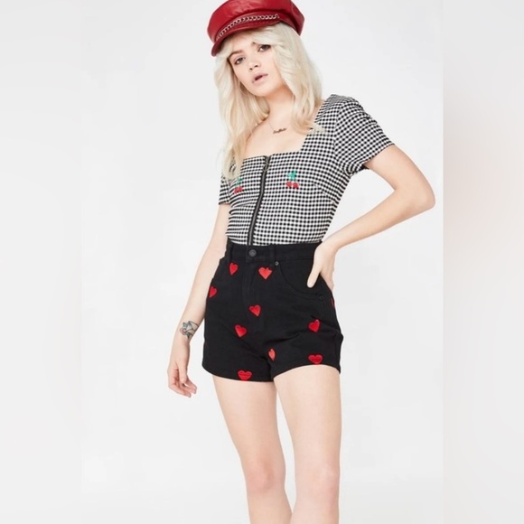 Lazy Oaf Pants - Lazy Oaf High Rise Black Denim Red‎ Embroidered Hearts Love Shorts Size 26